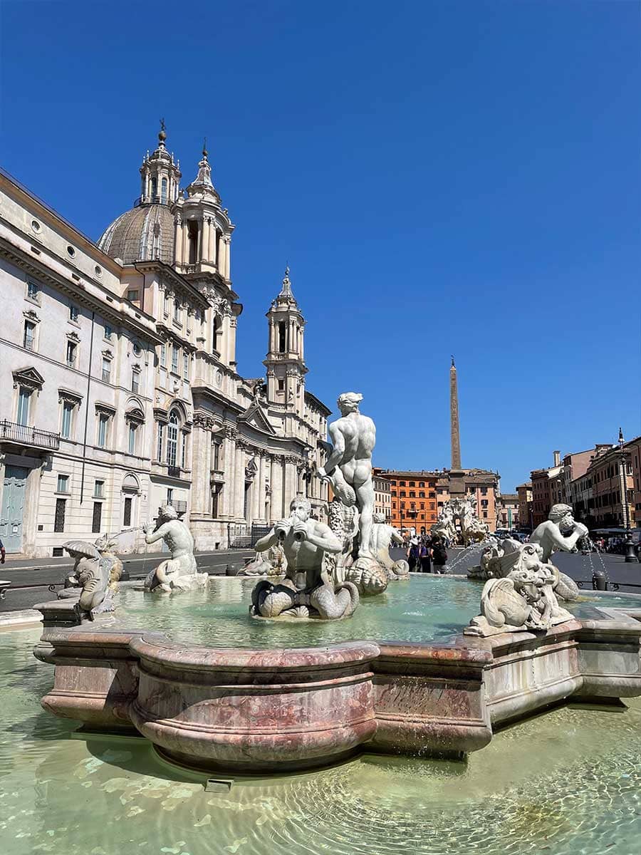 Piazza Navona Roma italy travel guide